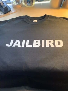 Camiseta JAILBIRD Cárcel Colegio Criminal Fugitivo Divertido Humor Adulto - Imagen 1 de 12