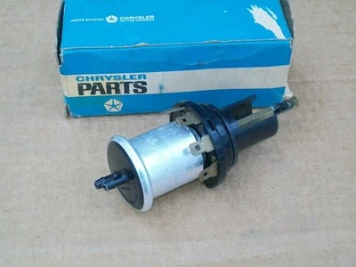 1971 1972 1973 Plymouth Cricket Nuevo de Lote Antiguo Chrysler INTERRUPTOR LIMPIAPARABRISAS Y BOMBA Foto 1 de 2