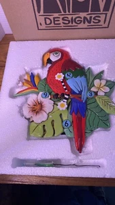 New ALLEN DESIGNS WALL CLOCK Swing Pendulum AMAZON PARROT Cocktail Margarita - Picture 1 of 5