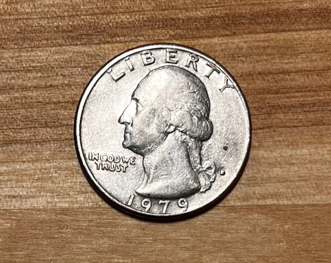 1979 Quarter Error Filled D excellent condition Cover