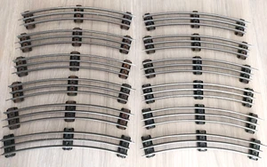 O Gauge HORNBY TRACK 12 x CURVED Rails / 3 Rail Electric Track (D) - Picture 1 of 8