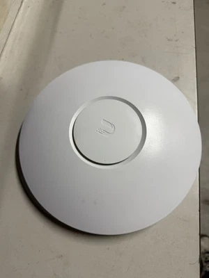 Ubiquiti UniFi AP-LR Long Range Wi-Fi Access Point includes POE - Image 1 of 2