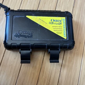 OtterBox 1000 Series Waterproof Crushproof *Discontinued* Dry Box Case - Yellow - Picture 1 of 6