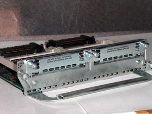 Cisco NM-2V 2 Voice/Fax Interface Network Module - Bild 1 von 1