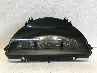 02-05 Mercede W163 ML500 ML350 Instrument Cluster Speedometer 1635403811 - Image 1 of 4