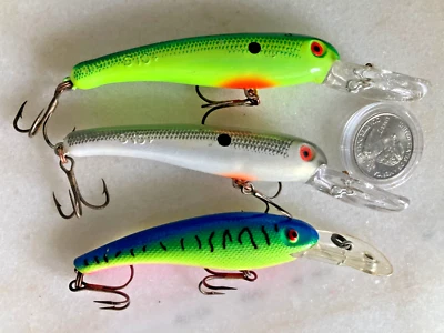 LOTE DE COLECCIÓN 3 SEÑUELOS DE PESCA CRANKBAITS MANN’S S10+ BUZO ALGODÓN CORDELL WALLY DIVER Foto 1 de 4