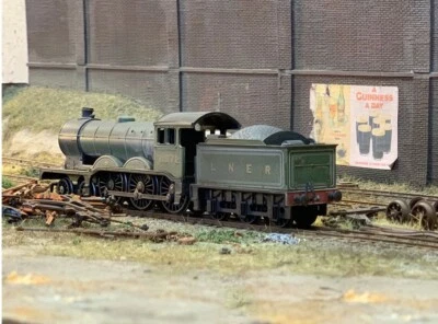 OO gauge locomotive: Weathered LNER B12 class. Ref M9 - Image 1 of 3