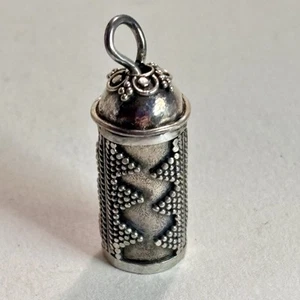 925 Sterling Silver Ornate Detailed Cylinder Prayer Box Ashes Locket Pendant - Picture 1 of 4