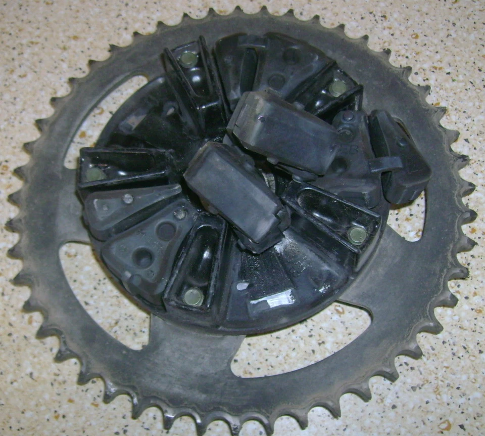 2002 年 YAMAHA YZFR6L YZFR6 YZF R6 R 6 后链驱动链轮 Cush Drive G5 — 第 1/1 张图片