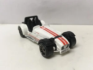 2009 09 Caterham Superlight R500 Collectible 1/64 Scale Diecast Diorama Model - Picture 1 of 4