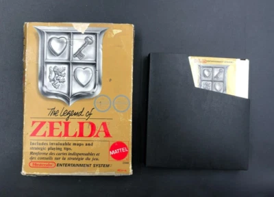 The Legend of Zelda (Nintendo Entertainment System, NES) in Box Gold Cartridge - Image 1 of 4