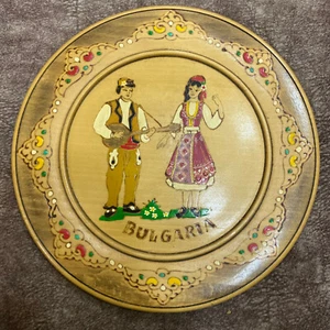 Vintage Wooden Hand carved\Painted Decor Plate Wall Hanging Folk 8.5" BULGARIA - Picture 1 of 5