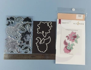 CRAFTERS! Altenew Scalloped Ornaments Stamp & Die Set - Picture 1 of 1