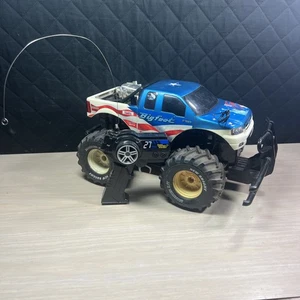 Revell BIGFOOT Metal & Plastic Monster Truck *RARE* Remote And Battery 1:25 - Picture 1 of 8