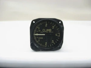 United Instruments Vertical Speed Indicator - PN: 7040T - Imagen 1 de 7