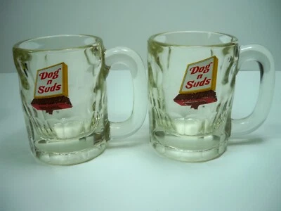 Винтажная стеклянная кружка Dog n Suds высотой 4 3/8 дюйма ДВЕ ВИНТАЖНЫЕ КРУЖКИ - Изображение 1 из 4