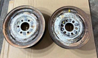 Pair 50s, 60s, 70s, Chevy GMC Pickup Truck 15x5.5, 6 Lug Steel Wheels, Three Nub Foto 1 de 4