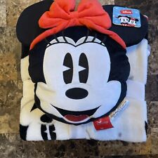 Disney Minnie Mouse Pillow and Throw Blanket Set Travel Plush 45 x 55 Inches New