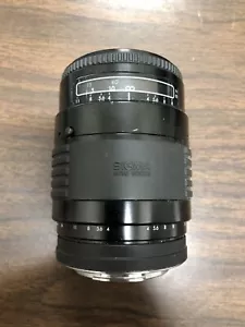 SIGMA Zoom-a 1:3.5~4.5 35~135mm Lens for Canon - Picture 1 of 7