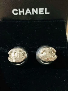 ¡Raro!! Pendientes CHANEL marca coco patrón matrasse presencia moderada con caja - Imagen 1 de 12