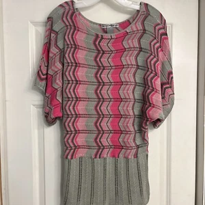 Pink Gray Large Soft Open Knit Sweater Two One Two New York Fitted Waist USA - Picture 1 of 9