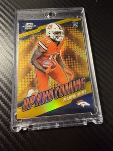 Contenders Optic Up And Coming 2023 Marvin Mims Gold /10 Denver Broncos - Foto 1 di 1