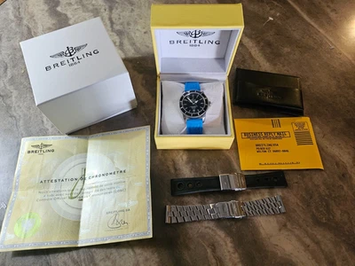 BREITLING SUPEROCEAN Heritage automático 1638039, caja y 3 bandas, plata, negro, azul Foto 1 de 4
