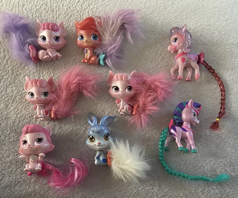 Disney Princess Palace Pets Mini Figures- Lot of 8 Cover