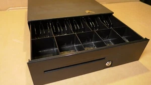 Cajón de efectivo serie APG 100T320-BL1616 con interfaz MultiPRO Til & Key - Imagen 1 de 6