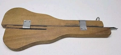 Vintage Wood Rug Hook Punch Sliding Needle Shuttle Sewing Hand Weaving Tool - Image 1 of 4