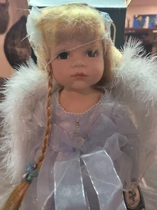 Geppeddo Porcelain Destiny Angel (Retired) New - Picture 1 of 8