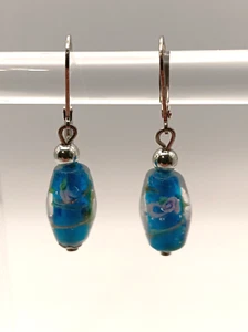 1.5" Blue Murano Sommerso Glass Bead Earrings with Pink Roses - Bild 1 von 4