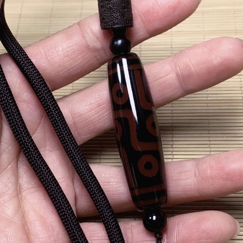 Collana Tibet Dzi Bead Nove Occhi Supreme Borgogna Nove Occhi Dzi Bead Collana