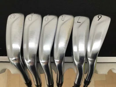 Titleist T400 Iron Set 6-9,Pw,43 6pc Flex Stiff N.S.PRO ZELOS 7 Steel - Image 1 of 4
