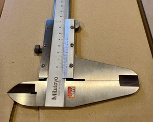 Mitutoyo 530-501 Vernier Caliper 0-600mm N60 Metric Stainless Steel Precision - Picture 1 of 7