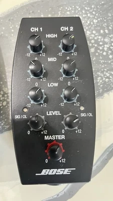 Sistema de Amplificación Personalizado BOSE Modelo R1 V.2 Control Remoto con Cable de 3 Medidores Foto 1 de 4