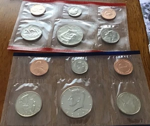 FIVE 1997 Uncirculated Coin Set U.S Mint Original Government Packaging OGP - Picture 1 of 4
