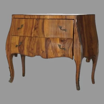 Cómoda bomba antigua italiana de dos cajones de madera de olivo alrededor de 1930 Foto 1 de 4