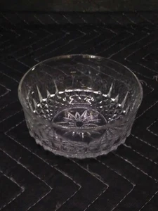 Vintage Arcoroc France 5" Clear Patterned Salad Serving Bowl - Picture 1 of 6