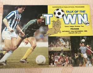 1985 Huddersfield v Fulham Soccer/football Programme - Picture 1 of 3