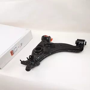 Front Left Lower Suspension Control Arm Fits Mercedes-Benz C220 C230 1994-2004 - Picture 1 of 4