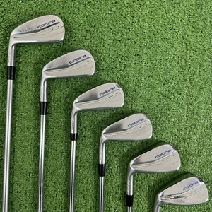 READ Cobra King Forged Tec 2022 Iron Set 5-PW KBS S-Taper 100 Stiff Left Handed - Picture 1 of 11