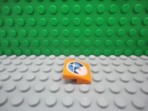 Lego 1 Orange 2x2 tile slope printed White Arctic Logo NEW - Picture 1 of 1