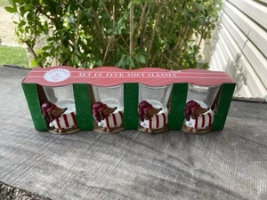 Daschund Wiener Dog Set di 4 Bicchieri da Colpo in Vetro/Resina Natale Rosso Bianco Cappello - Foto 1 di 13