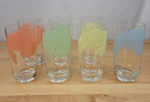 Juego de 7 vasos de vidrio vintage plumas pastel rosa amarillo verde azul años 80 - Imagen 1 de 8