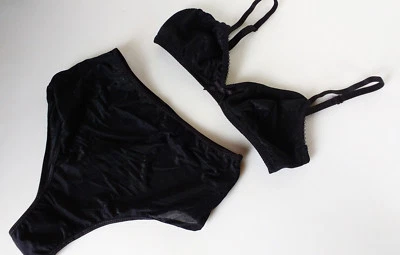 Soft Cup (No Wire) Bralet & High Waist Knickers UK S 8/10.. - Imagem 1 de 4