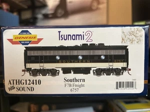Athearn G12410 HO Southern/Freight F7B Diesel Locomotive with DCC & Sound #6757 - Picture 1 of 12