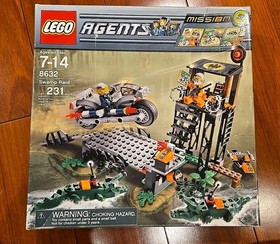 LEGO Agents 8632 Mission 2: Swamp Raid NEW! Motorcycle Bridge Tower Alligators 