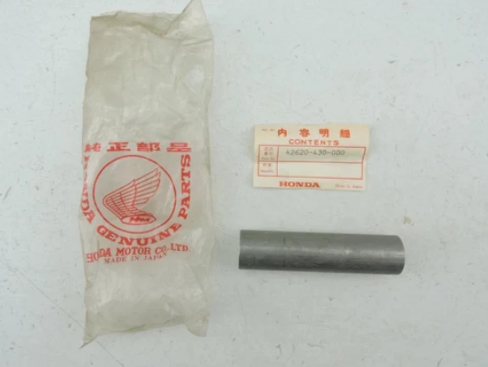 Collar de distancia de rueda trasera OEM 42620-430-000 NUEVO DE STOCK Honda 1979-1980 CR250R Foto 1 de 1