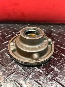 68-76 MERCEDES W114/W115 TRANSMISSION PUMP BODY # 1152770420 - Picture 1 of 6